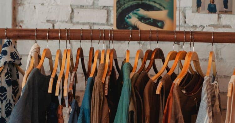 centerpoint fashion department